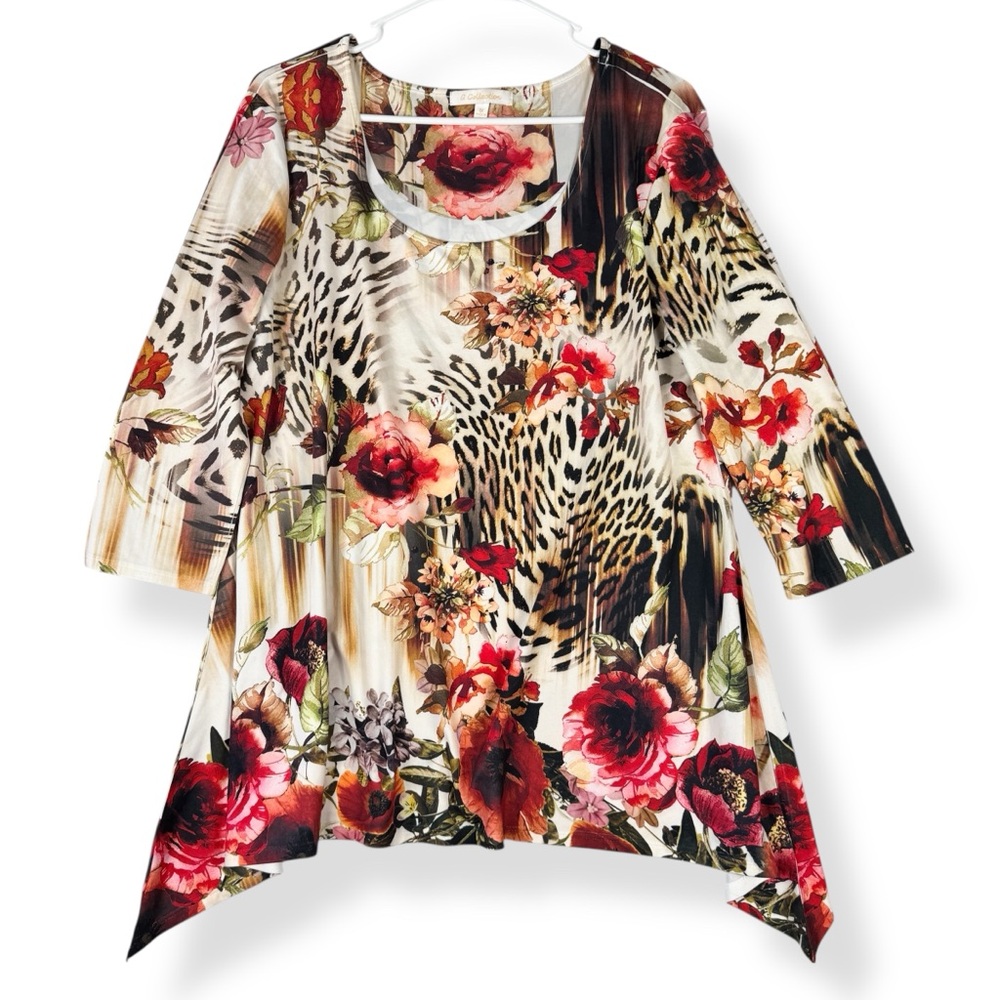 G‎ Collection Tunic Top Womens 1X 3/4 Sleeve Sharkbite Hem Mixed Floral Animal
